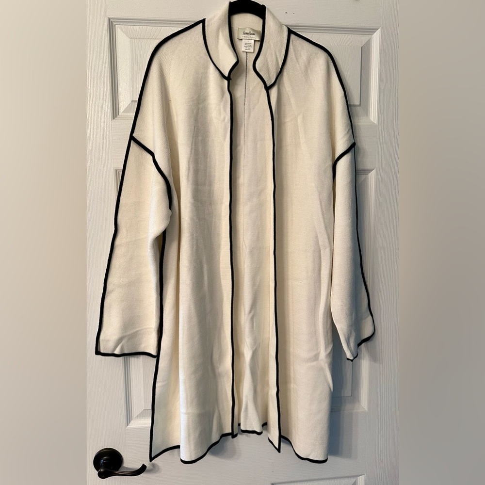 NIEMAN MARCUS Large White Ivory Cardigan Jacket Black Piping Vintage - Picture 8 of 11